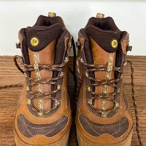 Women’s Merrill waterproof hiking boot 8.5